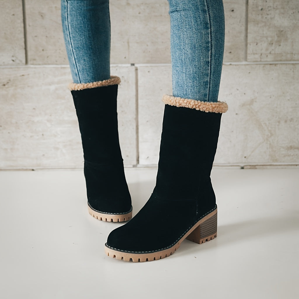 Women's slip-on winter boots with fur 